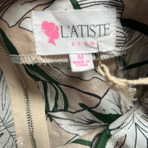 NWT L’Atiste by Amy zip back adjustable strap flowy crop top size medium ramie - Picture 4 of 4